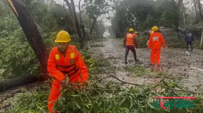 মিয়ানমারে ‘মোখা’র তাণ্ডব, নিহত ৩